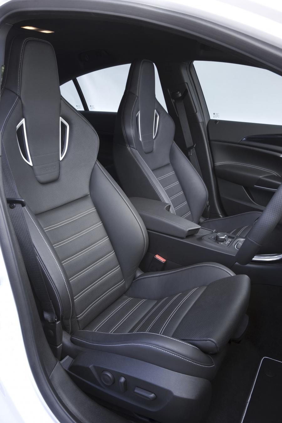  Vauxhall Insignia VXR 2009 года  (фото 7 из 7)